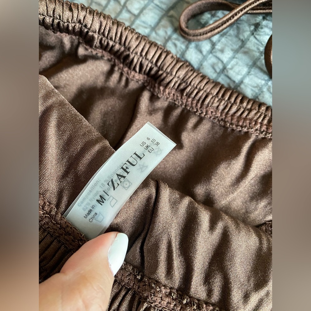Zaful Brown Textured Bikini Set with Adjustable Straps - Picture 6 of 6